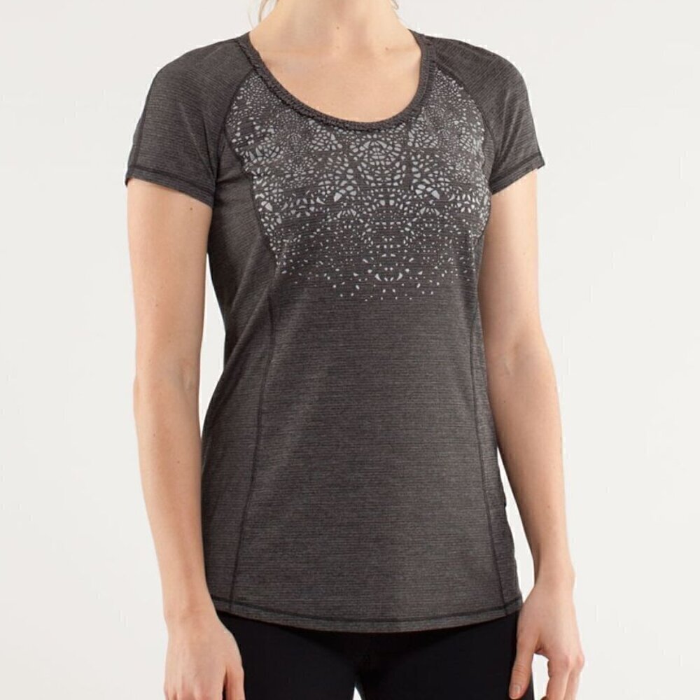 Lululemon Run: Wild Short Sleeve Tech - 4 Black (Charcoal Grey)